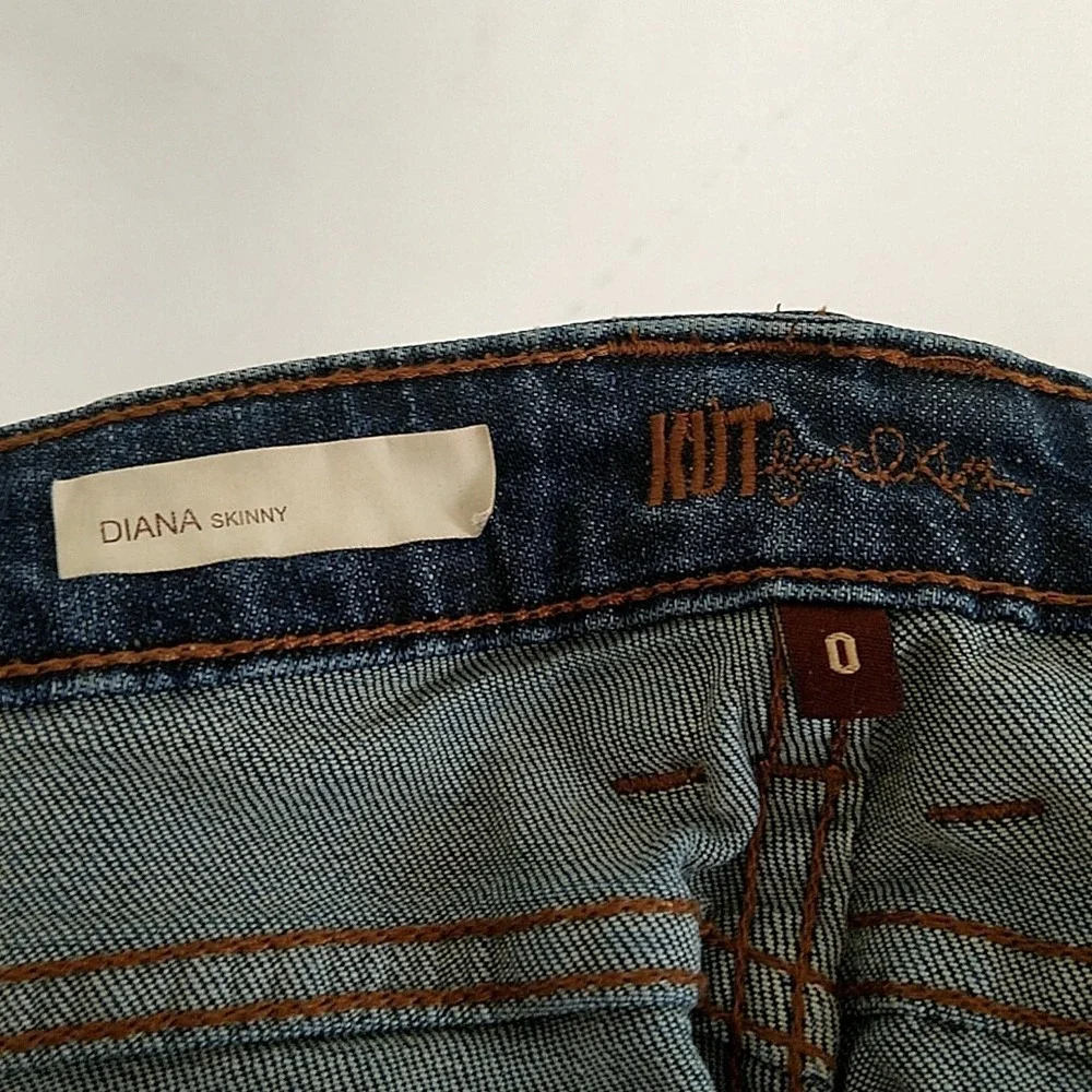 Kut from the Kloth Diana Skinny Jeans Womens 0 Blue Distressed Raw Hem Low Rise